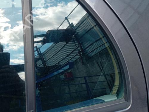 Dør rude ventre bagtil Dør rude ventre bagtil TOYOTA YARIS (_P9_) 1.4 D-4D (NLP90_, NLP90R) (90 hp) 34568920 34568920