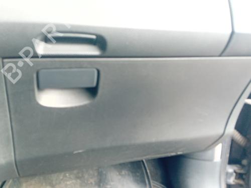 Porta-luvas Porta-luvas TOYOTA YARIS (_P9_) 1.4 D-4D (NLP90_, NLP90R) (90 hp) 34571285 34571285