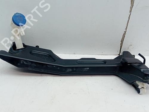 windscreen-washer-tank-citroen-c4-picasso-ii-12-thp-130-2013-22371979 main image