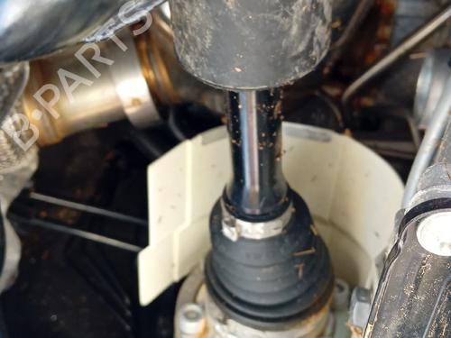Used Right front driveshaft Right front driveshaft SKODA KAROQ (NU7, ND7) 1.5 TSI (150 hp) 34736438 34736438