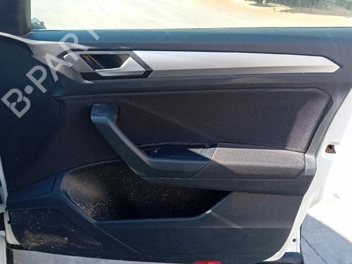 Used Front right panel Front right panel VW T-ROC (A11, D11) 1.5 TSI (150 hp) 34737729 34737729