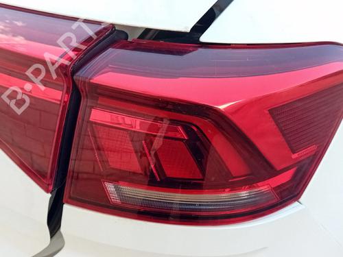 Used Right taillight Right taillight VW T-ROC (A11, D11) 1.5 TSI (150 hp) 34737744 34737744