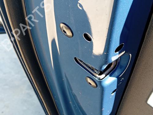 rear-left-lock-vw-golf-viii-cd1-da1-2019-35776098 main image
