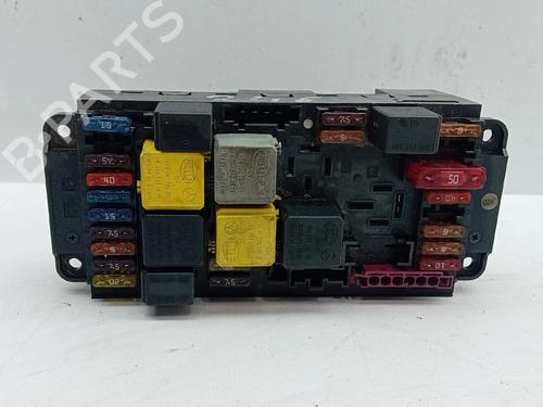 Used Fuse box Fuse box MERCEDES-BENZ C-CLASS T-Model (S203) C 220 CDI (203.206, 203.208) (143 hp) 35776108 35776108