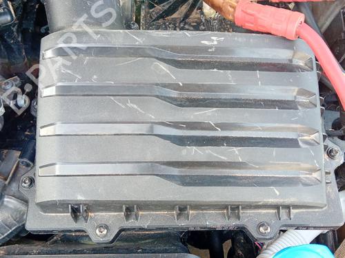 Used Air filter box Air filter box VW GOLF VIII (CD1, DA1) 2.0 TDI (116 hp) 35788438 35788438