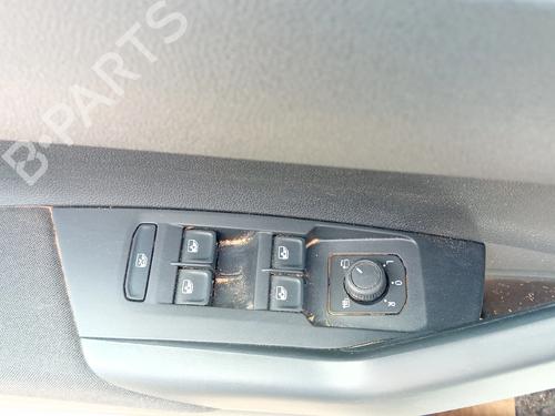 left-front-window-switch-vw-taigo-cs1-2021-35814195 main image