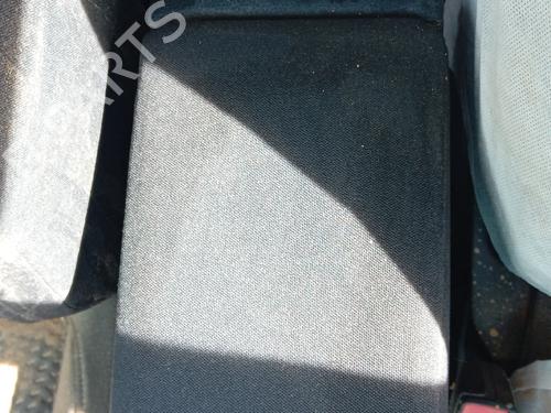 Bracciolo centrale Bracciolo centrale VW TAIGO (CS1) 1.0 TSI (95 hp) 35818825 35818825