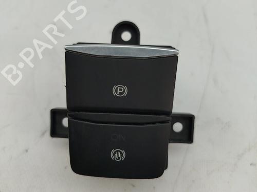 switch-ford-kuga-iii-dfk-2019-30400824 main image