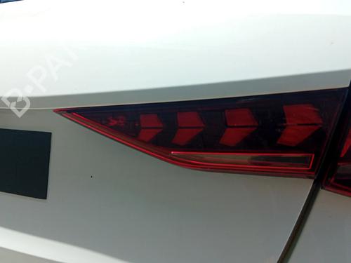 Højre baglygte bagklap Højre baglygte bagklap AUDI A3 Sportback (8YA, 8YF) 35 TDI (150 hp) 36021728 36021728