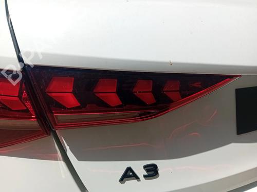 Venstre baglygte bagklap Venstre baglygte bagklap AUDI A3 Sportback (8YA, 8YF) 35 TDI (150 hp) 36021729 36021729