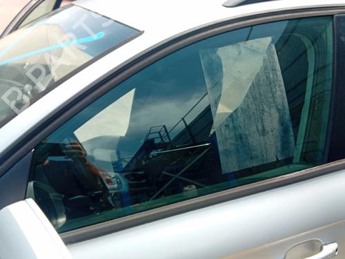 front-left-door-window-audi-a4-b8-avant-8k5-2007-2008-2009-2010-2011-2012-2013-2014-2015-2016-2017-36038288 main image