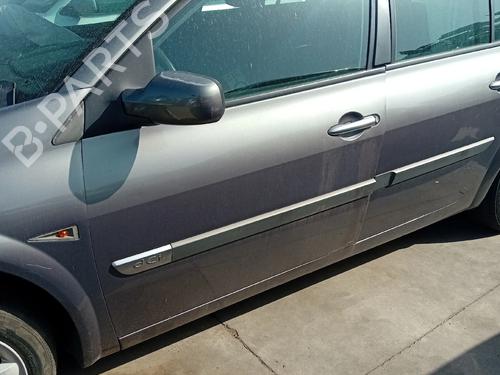 Used Left front door Left front door 36072382 36072382