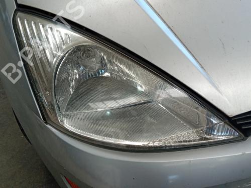 Used Right headlight Right headlight FORD FOCUS I Turnier (DNW) 1.4 16V (75 hp) 36137955 36137955