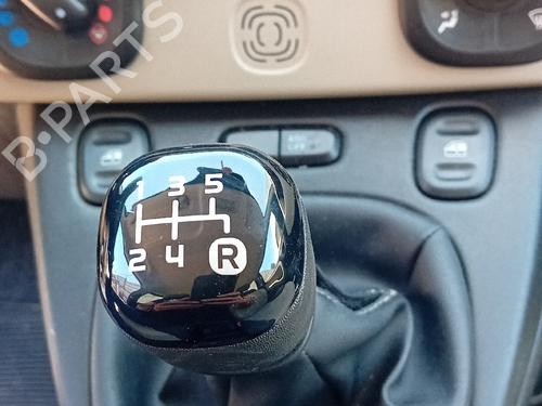 Used Shift knob Shift knob FIAT PANDA (312_, 319_) 1.2 (312PXA1A) (69 hp) 36231377 36231377