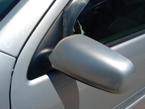 Retrovisor esquerdo Retrovisor esquerdo SKODA FABIA I Combi (6Y5) 1.4 16V (100 hp) 36231457 36231457