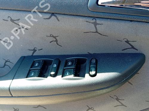 Used Left front window switch Left front window switch SKODA FABIA I Combi (6Y5) 1.4 16V (100 hp) 36237196 36237196
