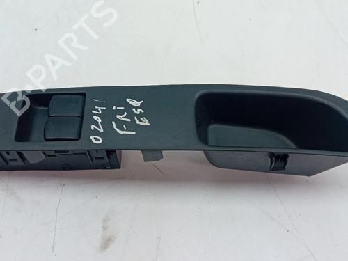 Used Left front window switch Left front window switch NISSAN MICRA III (K12) 1.2 16V (80 hp) 34159946 34159946