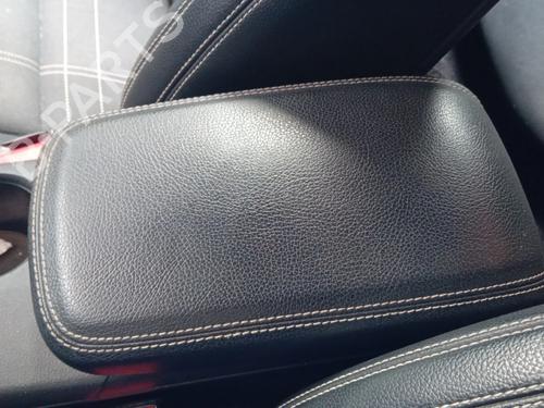 Apoyobrazos central Apoyobrazos central MERCEDES-BENZ A-CLASS (W176) A 180 CDI (176.000) (109 hp) 36535328 36535328