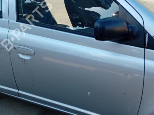 right-front-door-toyota-yaris-_p1_-1999-2000-2001-2002-2003-2004-2005-36536983 main image