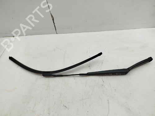 front-windshield-wiper-arm-vw-golf-viii-cd1-da1-2019-35788433 main image