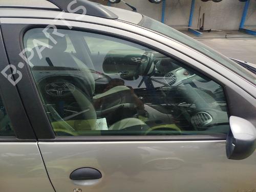 Used Front right door window Front right door window 36779615 36779615