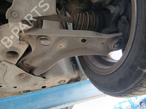 Used Left front suspension arm Left front suspension arm 36783482 36783482