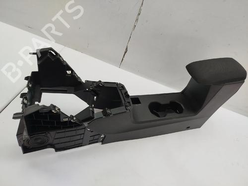 Used Armrest / Center console Armrest / Center console 31191815 31191815