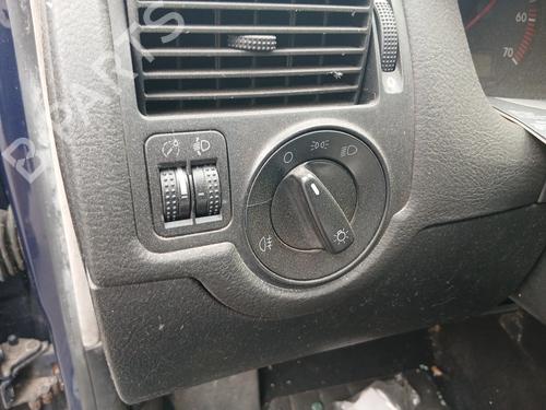 Used Headlight switch Headlight switch 36786752 36786752