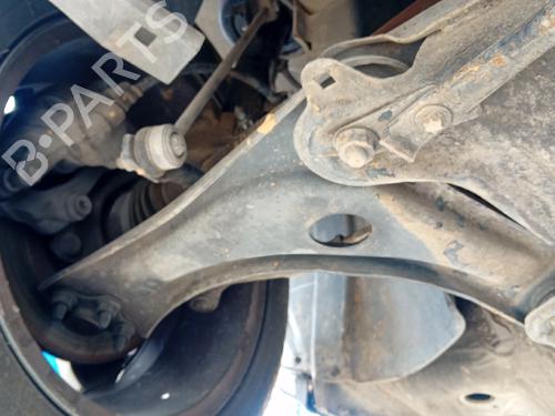 Braço suspensão trás direito Braço suspensão trás direito 36808899 36808899