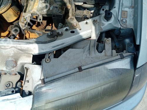 Left headlight MAZDA 323 P V (BA) 2.0 D | BP36814476C28 - Image 3