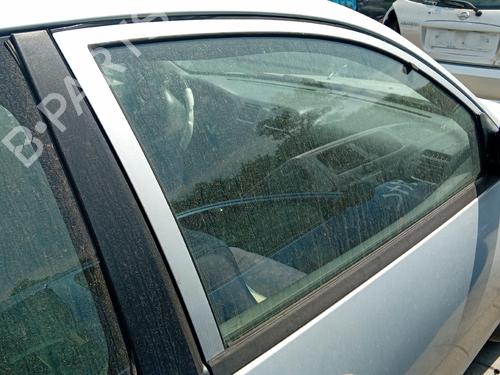Used Front right door window Front right door window 36814492 36814492