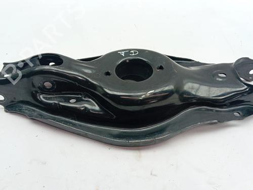 Used Right rear suspension arm Right rear suspension arm 36867105 36867105