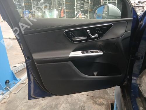 Venstre frontpanel Venstre frontpanel MERCEDES-BENZ GLC (X254) 220d 4-matic (254.605) (197 hp) 36867267 36867267
