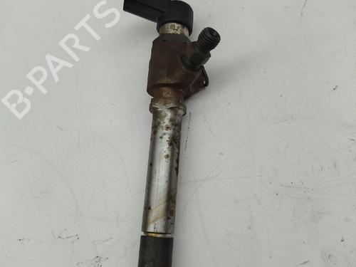 Spreder / Dyse Spreder / Dyse LAND ROVER DISCOVERY III (L319) 2.7 TD 4x4 (200 hp) 36965645 36965645