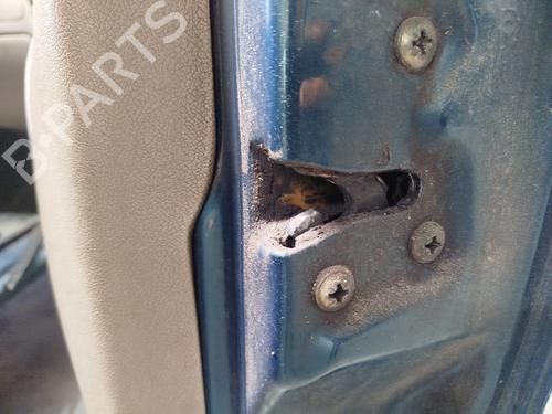 Serratura anteriore destra Serratura anteriore destra FORD FIESTA IV (JA_, JB_) 1.25 i 16V (75 hp) 36999167 36999167