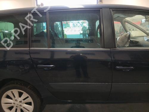 Used Right rear door Right rear door 37176130 37176130