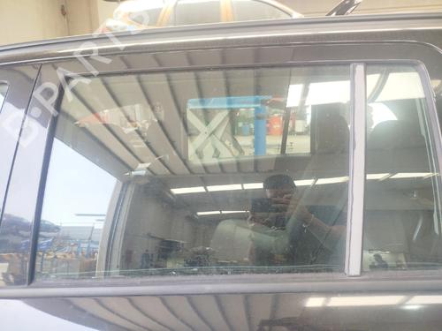 Used Rear left door window Rear left door window 37243698 37243698