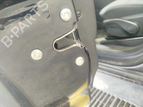 Used Front left lock Front left lock 37243679 37243679