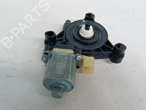 Left front window motor VW T-ROC (A11, D11) 1.5 TSI | BP37267725E21 - Image 3