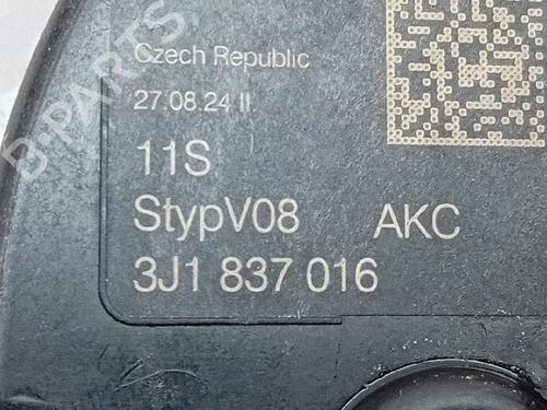 Front right lock VW T-ROC (A11, D11) 1.5 TSI | BP34737721C97 - Image 8