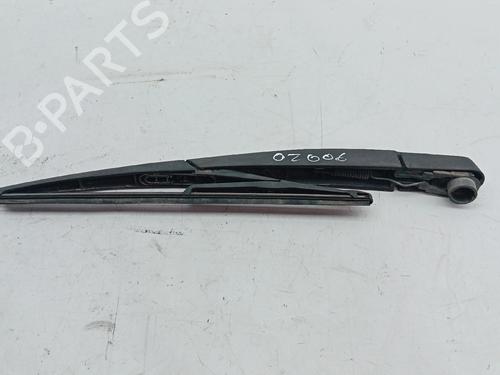 rear-windshield-wiper-arm-dacia-duster-hs_-2010-2011-2012-2013-2014-2015-2016-2017-2018-33627041 main image