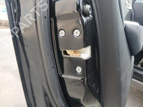 Used Front left lock Front left lock 37405977 37405977