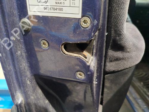 Used Front left lock Front left lock 37422578 37422578