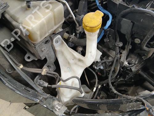 windscreen-washer-tank-renault-megane-iv-grandtour-k9amn_-2016-37443956 main image