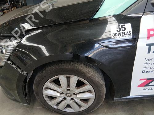 left-front-fenders-renault-megane-iv-grandtour-k9amn_-2016-37443968 main image
