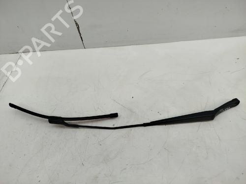 Used Front windshield wiper arm Front windshield wiper arm 36132633 36132633