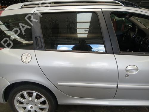 Used Right rear door Right rear door 37491882 37491882