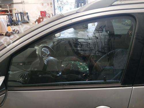 Used Front left door window Front left door window 37491892 37491892