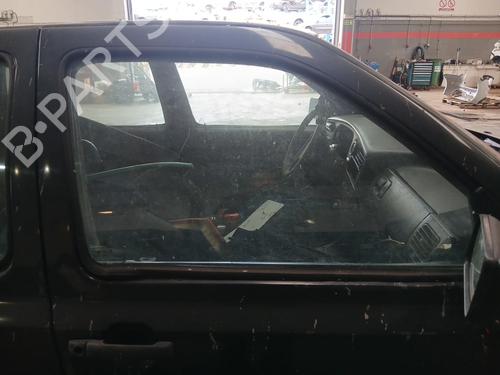 Used Front right door window Front right door window 37491917 37491917