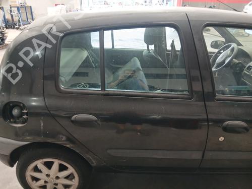 Used Right rear door Right rear door 37492878 37492878